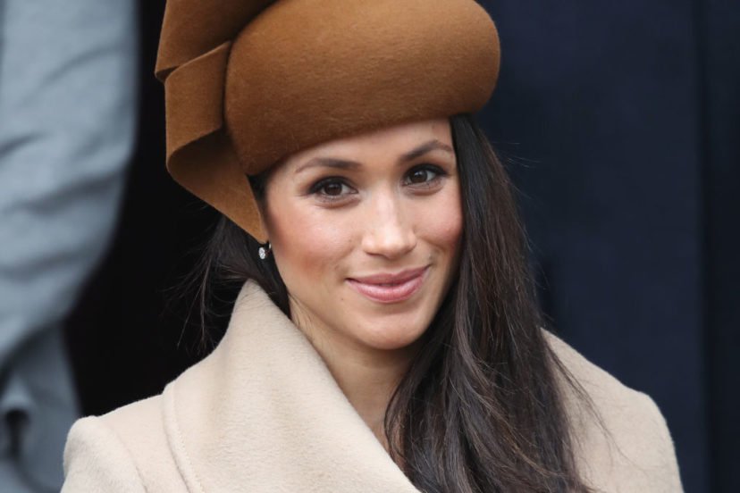 Hvem lagde en lort på hovedet af Meghan Markle?